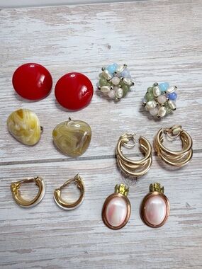 6 pairs of vintage clip on earrings glam retro statement hoops pearls old money